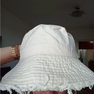 White Frayed Bucket Hat